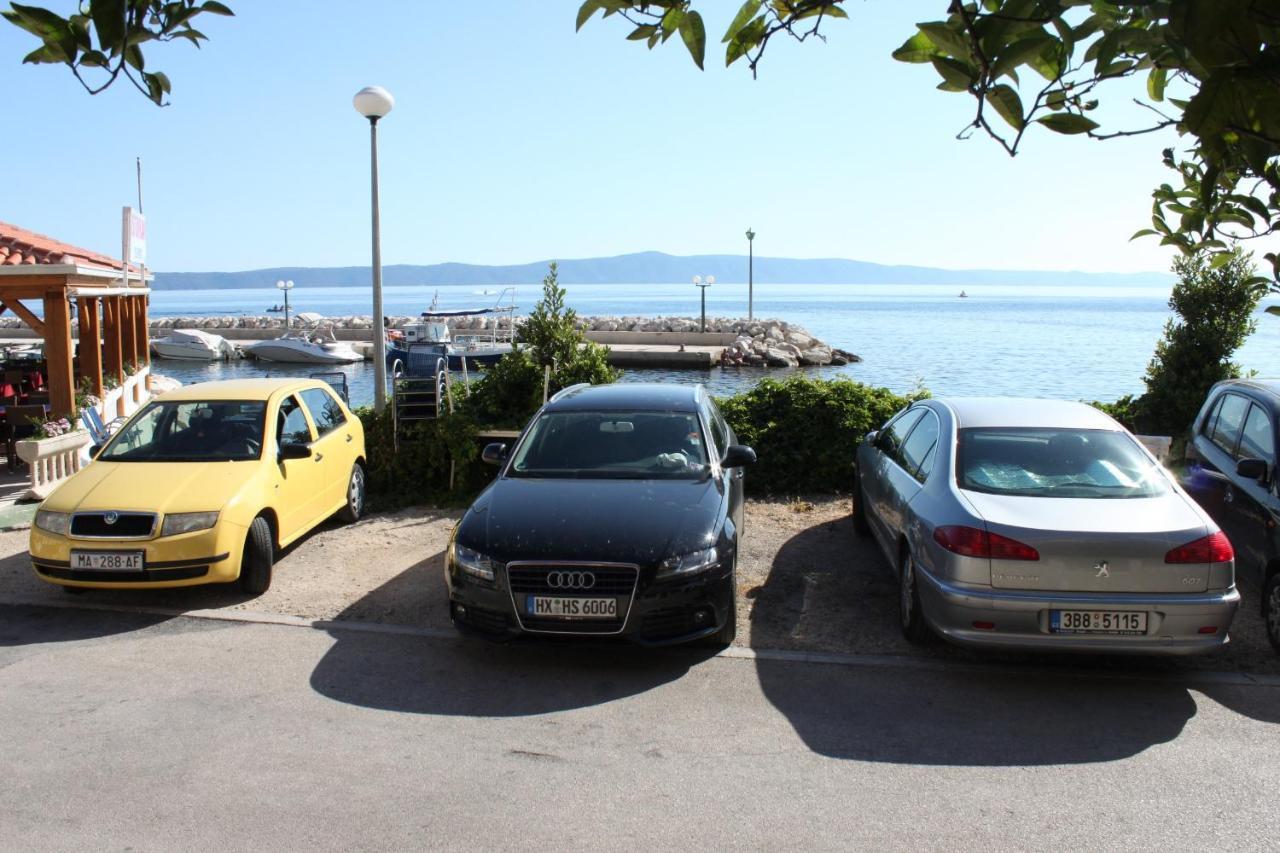 Apartments By The Sea Podgora, Makarska - 6788 Esterno foto